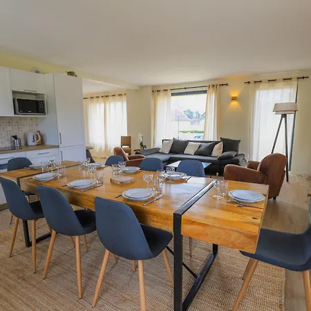 Holiday home Magnifique Maison Moderne Avec Acces Direct A La