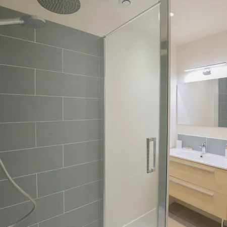 Magnifique Maison Moderne Avec Acces Direct A La