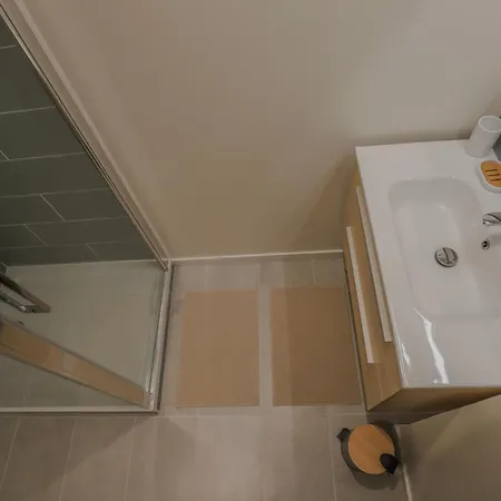 Hébergement de vacances Magnifique Maison Moderne Avec Accès Direct à La