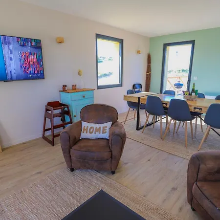 Hébergement de vacances Magnifique Maison Moderne Avec Accès Direct à La *